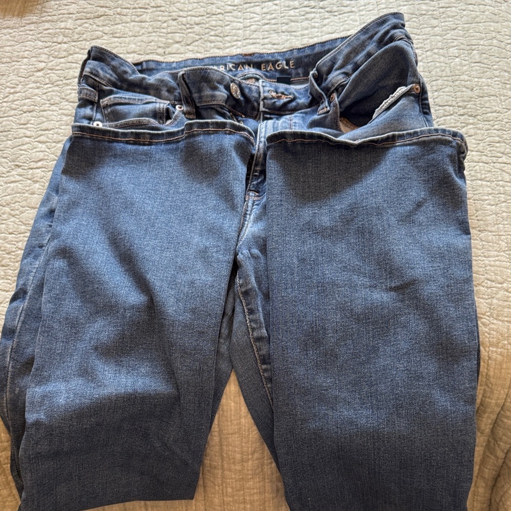 American Eagle High-Rise Skinny Kick Jeans